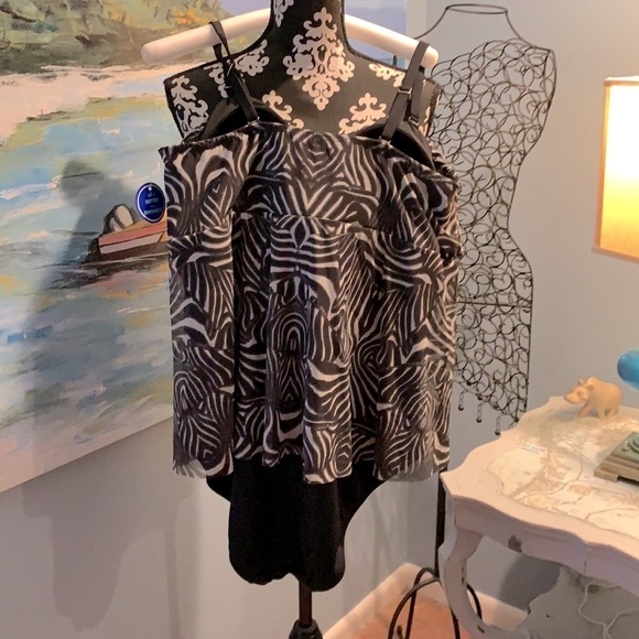 NWT, Swimsuits For All Black & White Overlay, sz20 - Picture 6 of 6